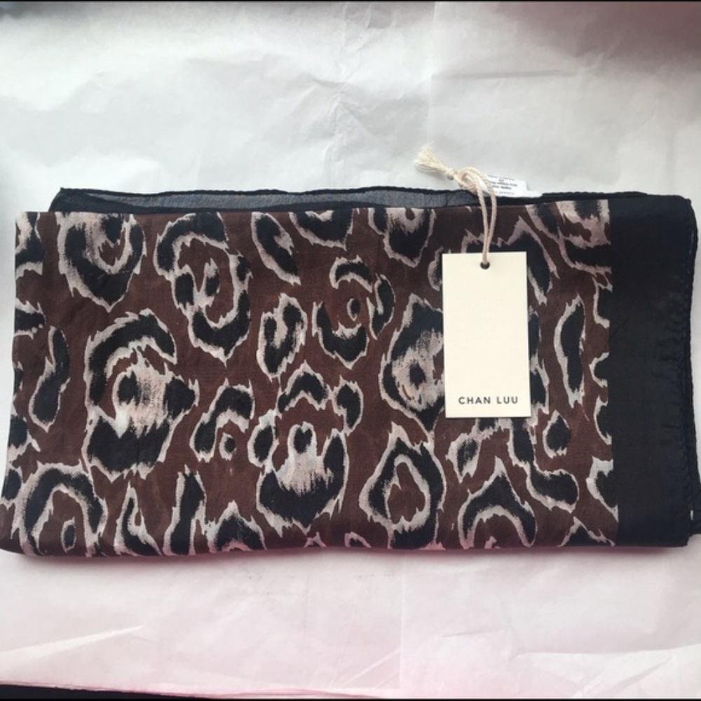 NEW Chan Luu Silk Scarf Rachel Zoe Box of Style
